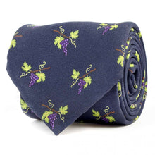 Grapes Fantasy Tie